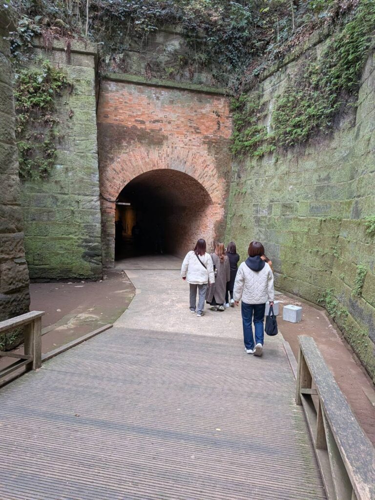 【保健活動推進委員会】冬の猿島ウォーキングを実施しました